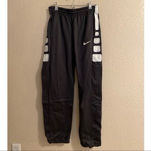 Nike Therma-Fit Sweats